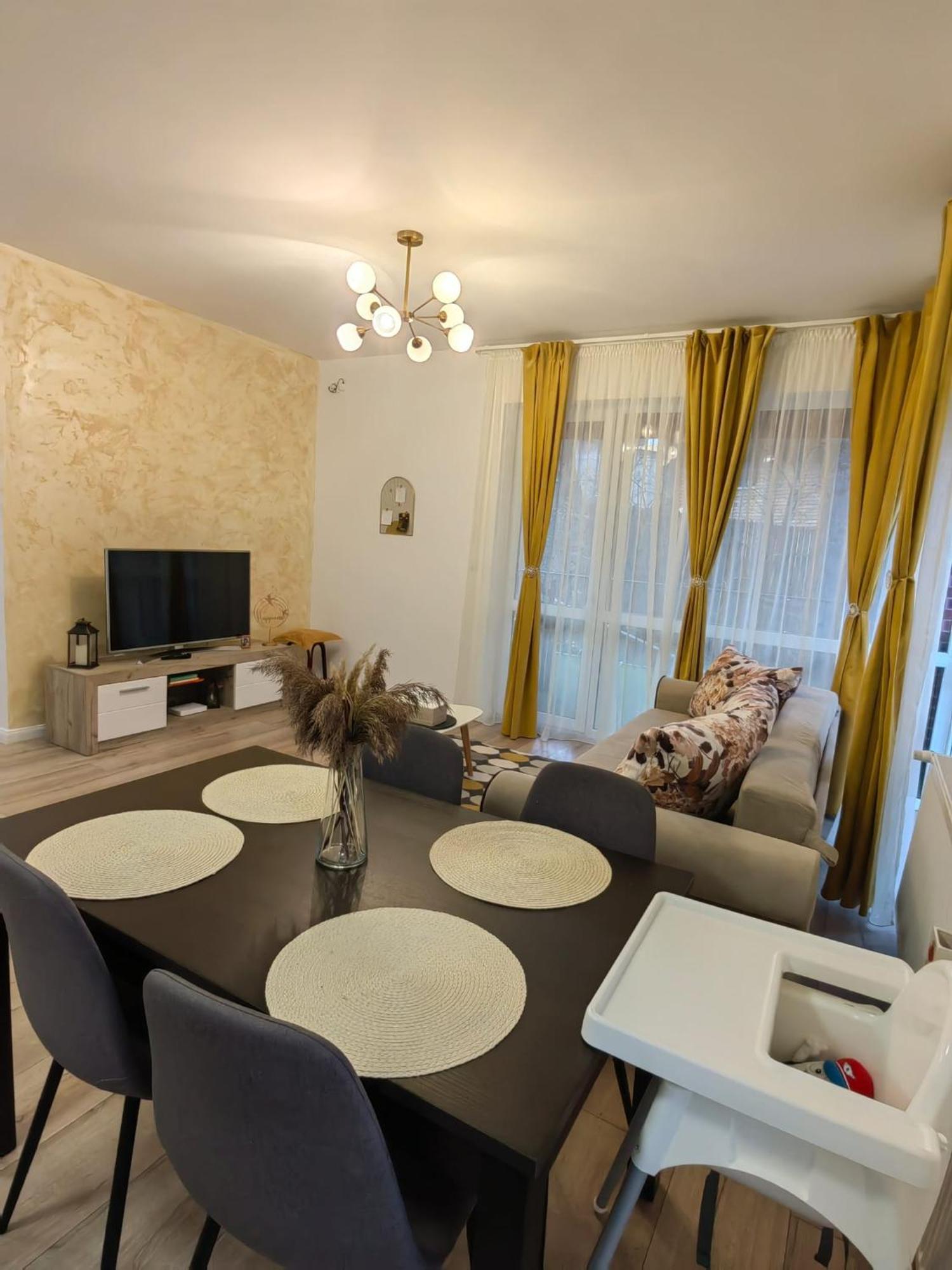 Belleview Family Apartment 锡纳亚 外观 照片